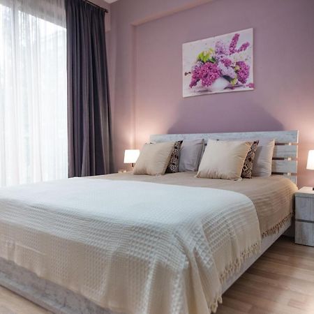 Gg Home - Cozy 2-Bedroom Apartment On Givi Kartozia 트빌리시 외부 사진