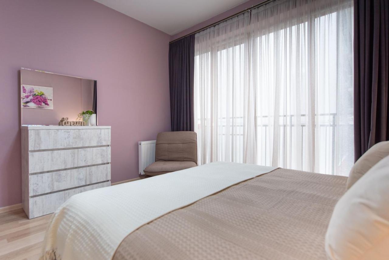 Gg Home - Cozy 2-Bedroom Apartment On Givi Kartozia 트빌리시 외부 사진