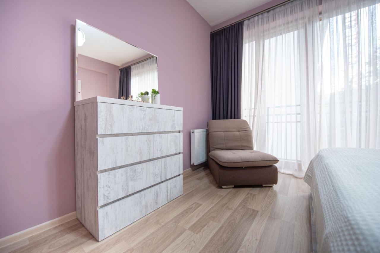 Gg Home - Cozy 2-Bedroom Apartment On Givi Kartozia 트빌리시 외부 사진